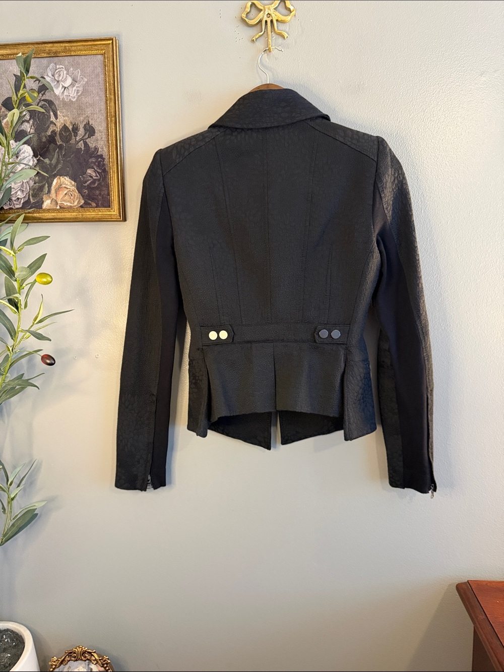 BCBGMAXAZRIA Black Textured Jacquard Moto Jacket Asymmetrical Zip XS - Picture 7 of 7